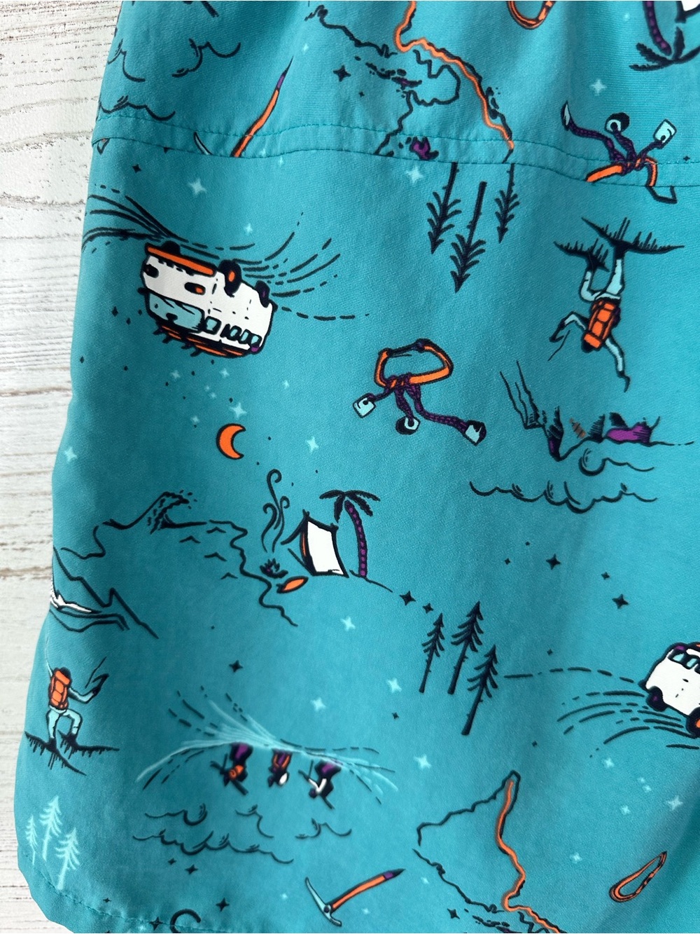 PATAGONIA Women’s Baggies Shorts 5” Mountain Climbing Road Trip Surf Novelty M - Picture 8 of 12